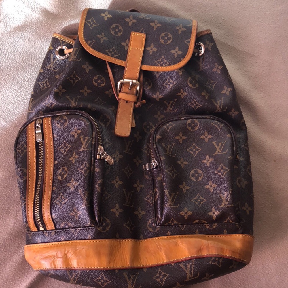 Louis Vuitton bosphora monogram backpck